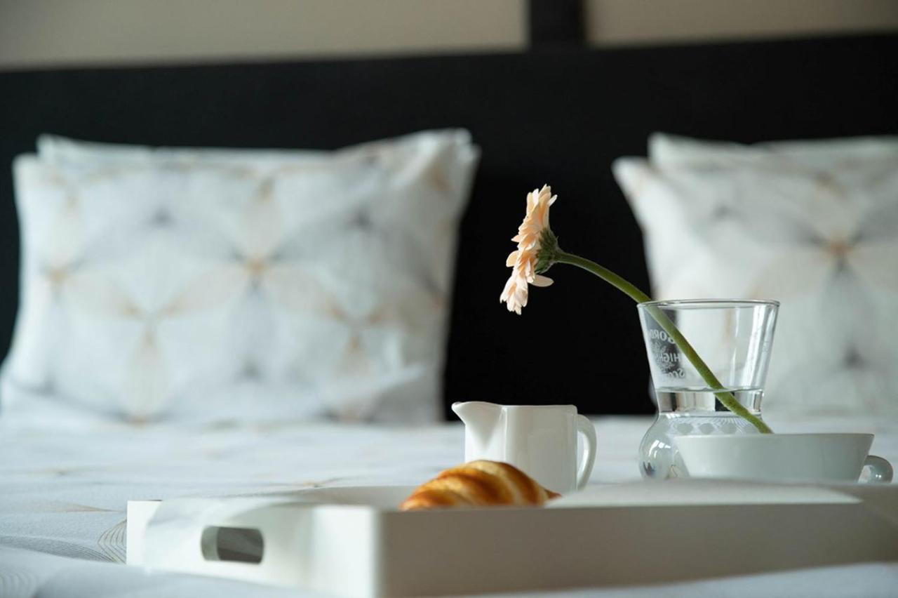 Room "Carpe Diem" Zele Exterior photo